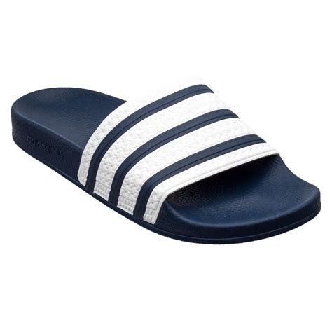 adidas adilette weiß blaue streifen|adidas Adilette Badelatschen und Hausschuhe .